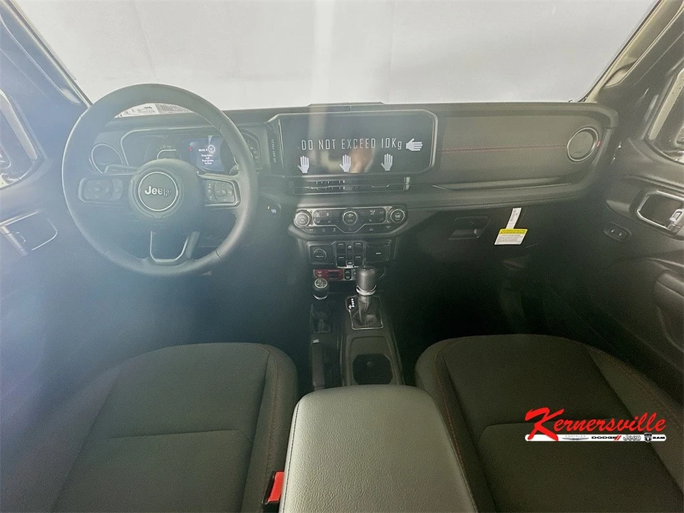 2025 Jeep JT Gladiator - Image 9 of 12