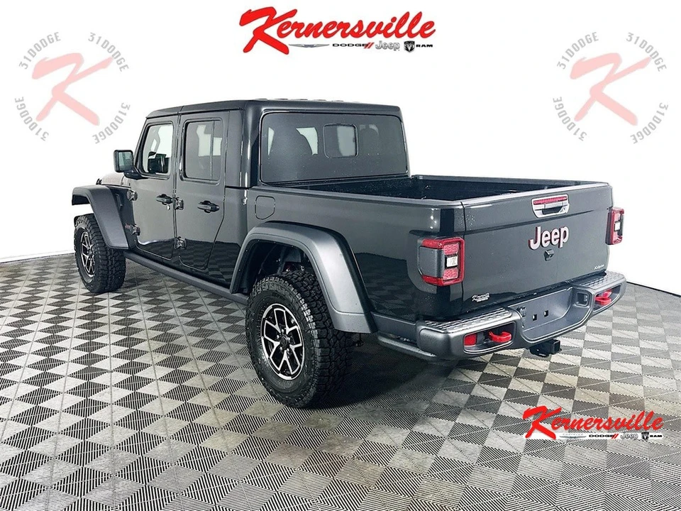 2025 Jeep JT Gladiator - Image 5 of 12