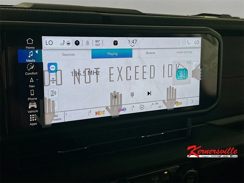2025 Jeep JT Gladiator - Image 13 of 21