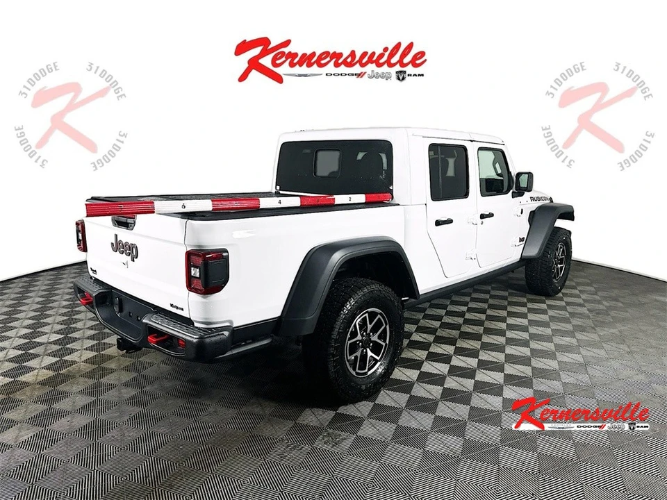 2025 Jeep JT Gladiator - Image 7 of 12