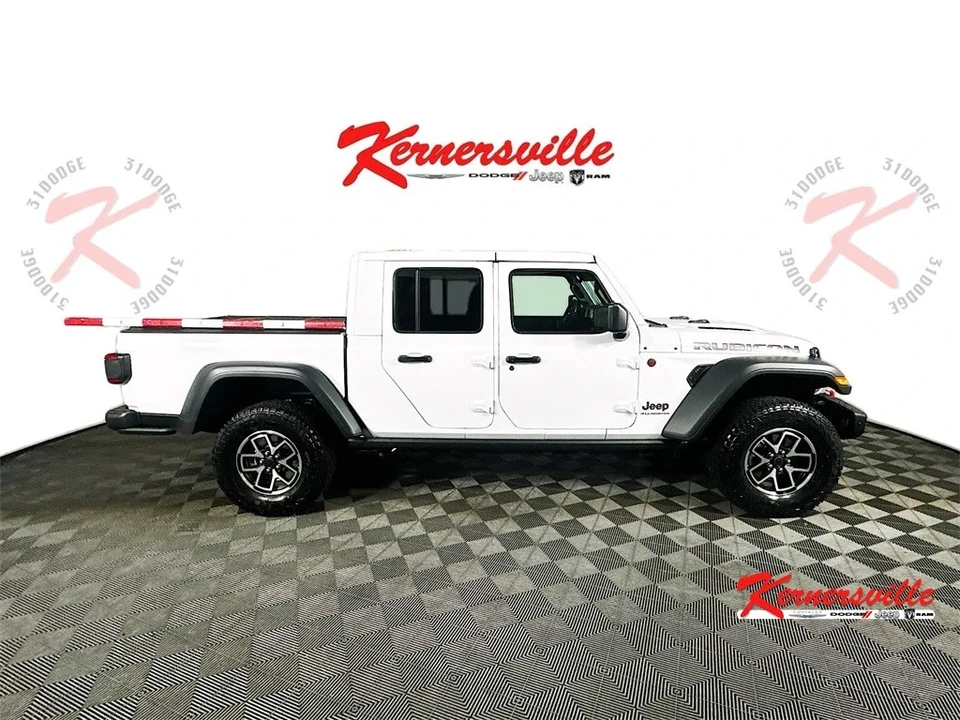 2025 Jeep JT Gladiator - Image 8 of 21
