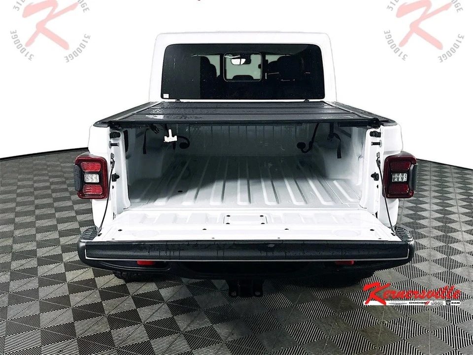 2025 Jeep JT Gladiator - Image 16 of 21