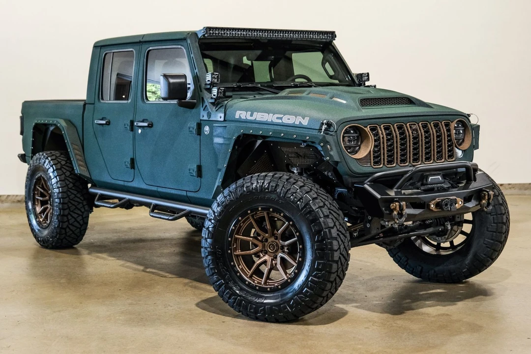 2025 Jeep JT Gladiator - Image 5 of 12