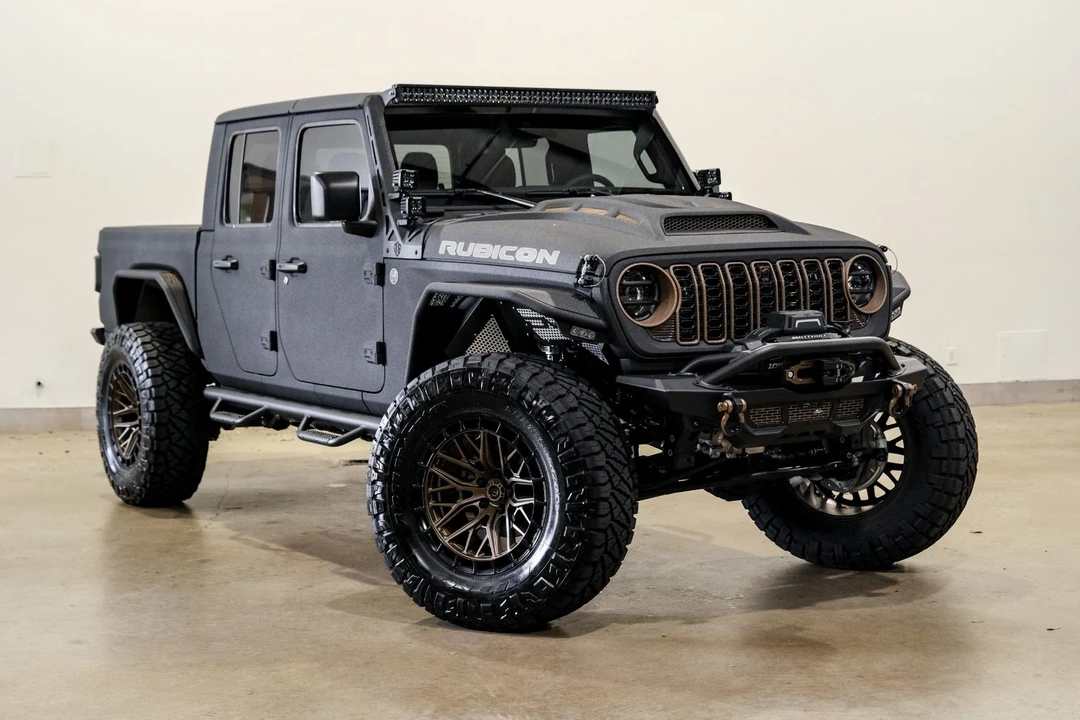 2025 Jeep JT Gladiator - Image 5 of 12