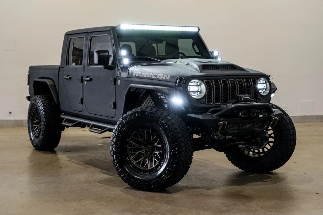 2025 Jeep JT Gladiator - Image 4 of 12