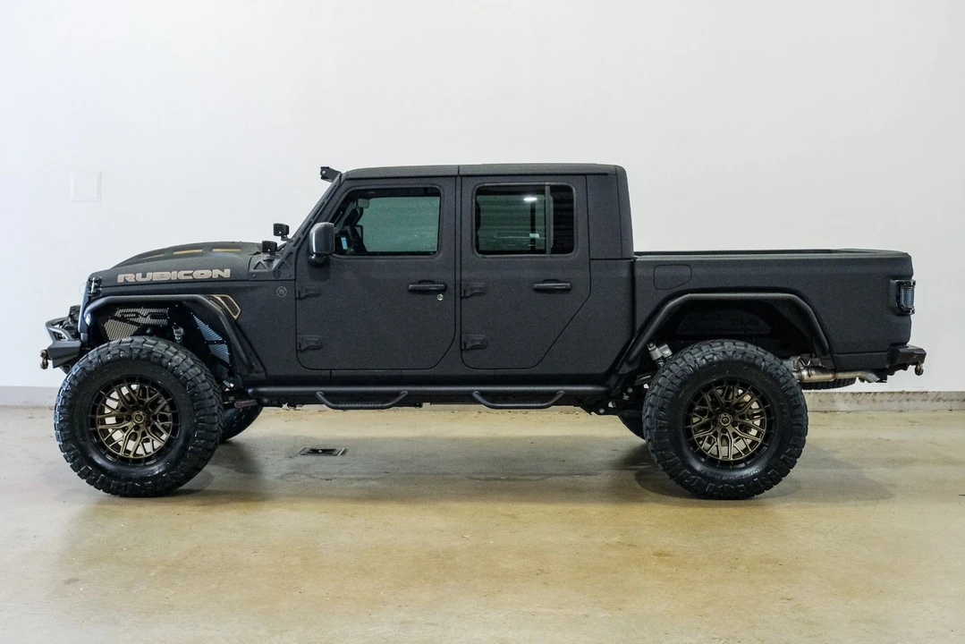 2025 Jeep JT Gladiator - Image 5 of 12
