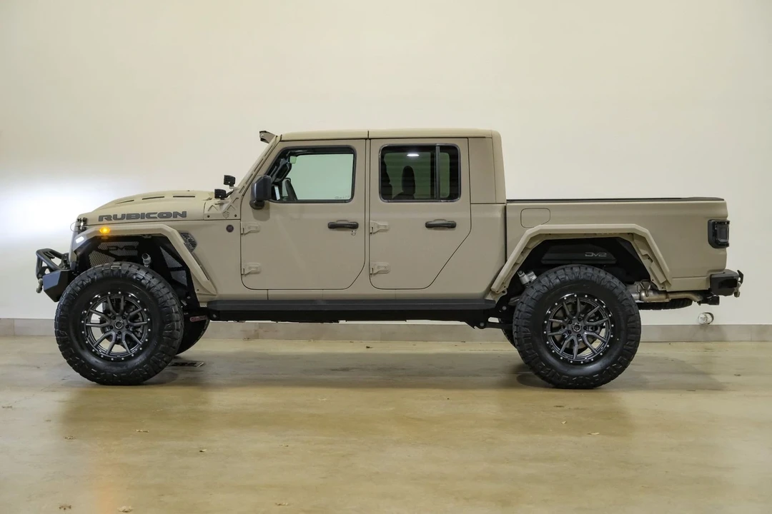 2025 Jeep JT Gladiator - Image 6 of 12
