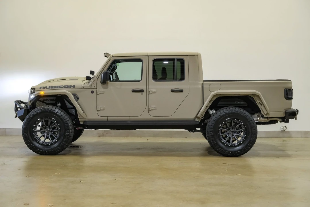 2025 Jeep JT Gladiator - Image 6 of 12