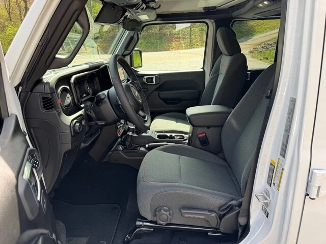 2025 Jeep JT Gladiator - Image 11 of 21