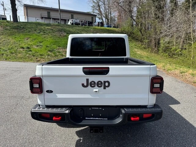 2025 Jeep JT Gladiator - Image 7 of 21