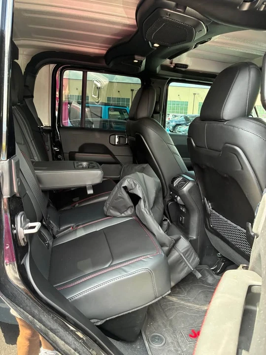 2025 Jeep JT Gladiator - Image 7 of 9