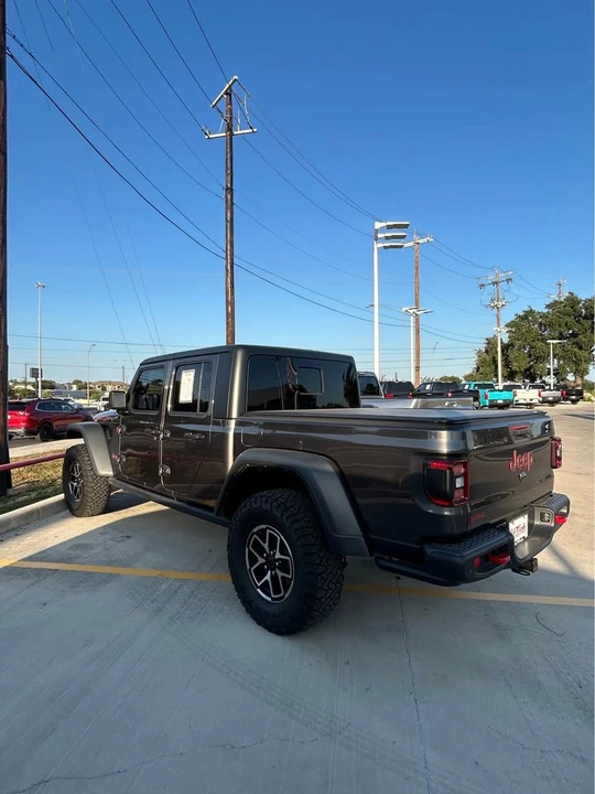 2025 Jeep JT Gladiator - Image 3 of 6