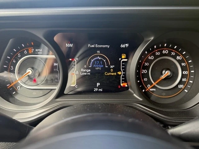 2025 Jeep JT Gladiator - Image 21 of 21