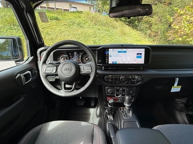 2025 Jeep JT Gladiator - Image 12 of 21