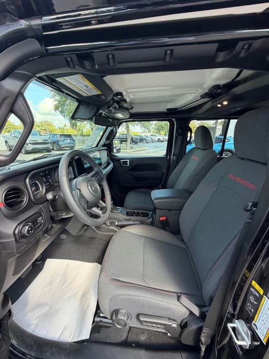 2025 Jeep JT Gladiator - Image 7 of 9
