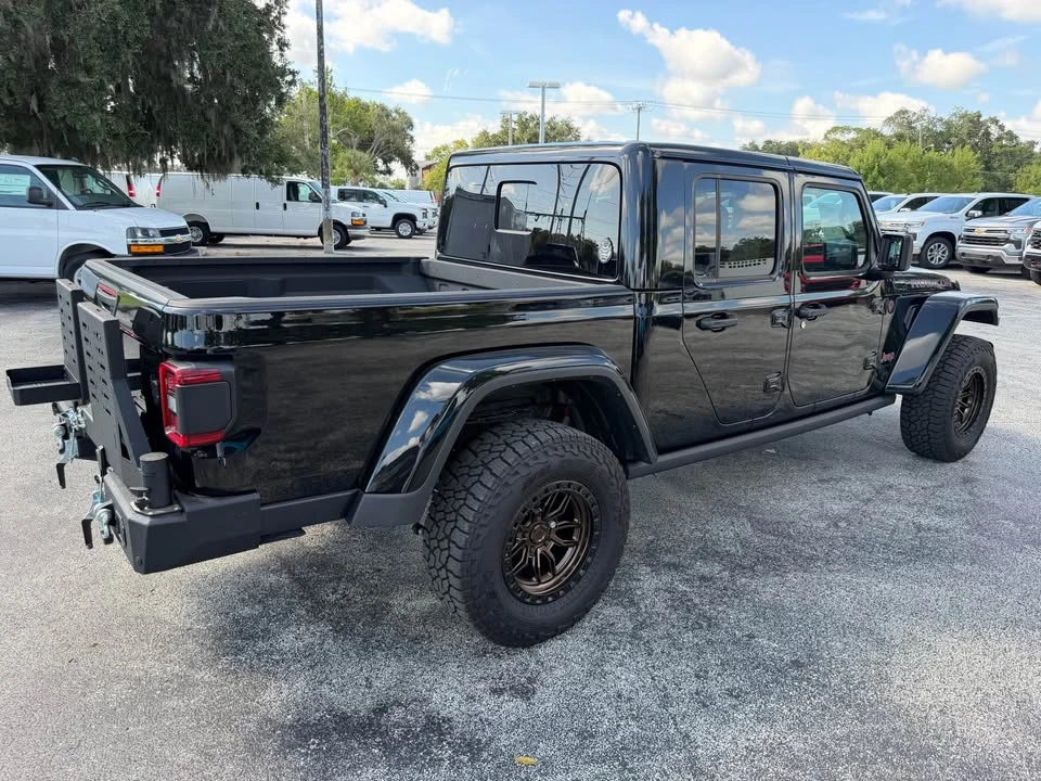 2025 Jeep JT Gladiator - Image 6 of 9