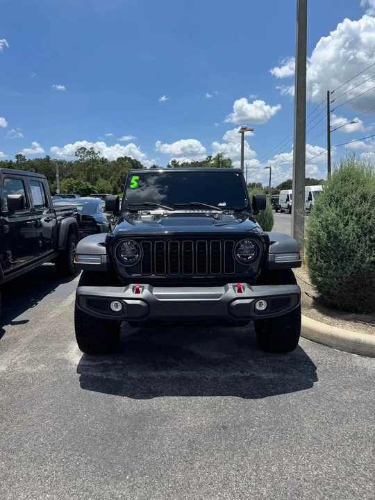 2025 Jeep JT Gladiator - Image 2 of 11