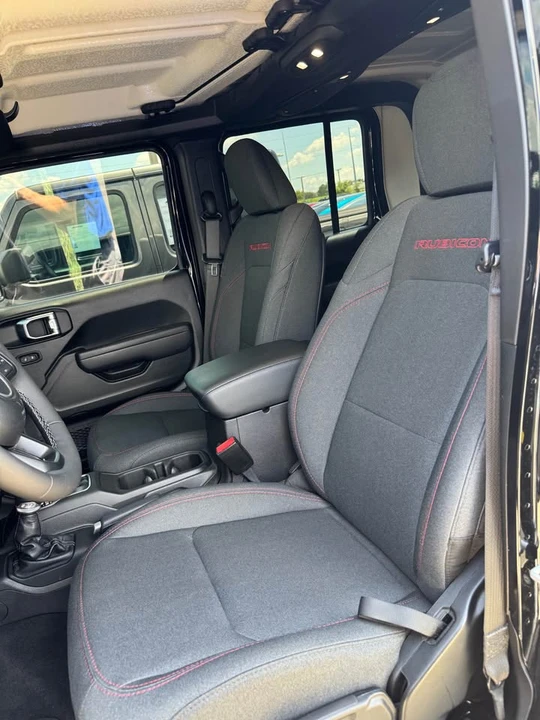 2025 Jeep JT Gladiator - Image 7 of 11