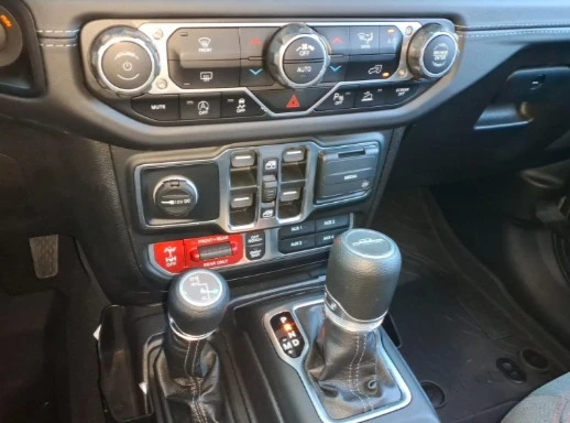 2025 Jeep JT Gladiator - Image 8 of 12