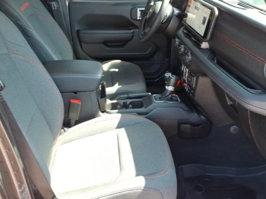 2025 Jeep JT Gladiator - Image 6 of 12