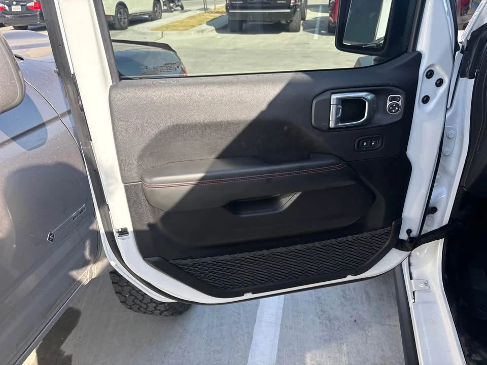 2025 Jeep JT Gladiator - Image 7 of 16