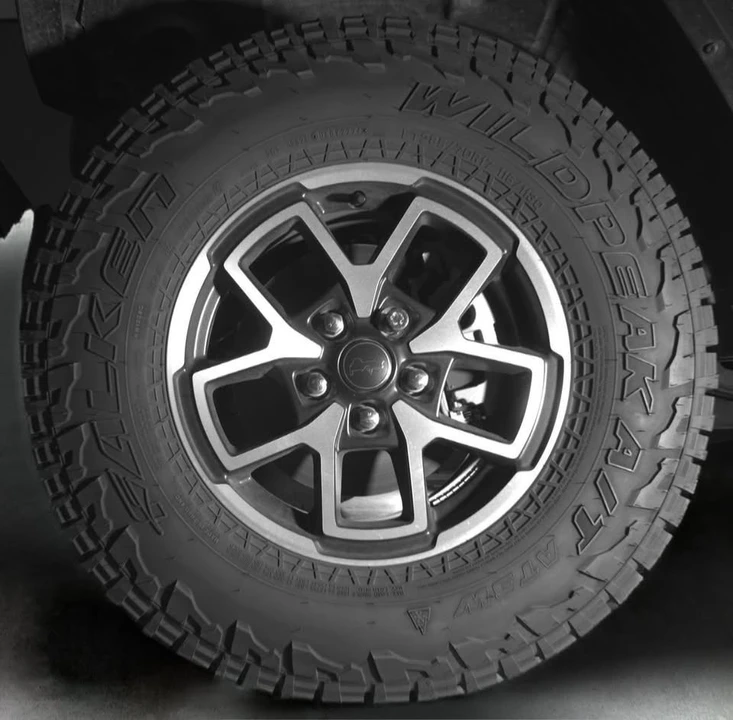 2025 Jeep JT Gladiator - Image 11 of 11