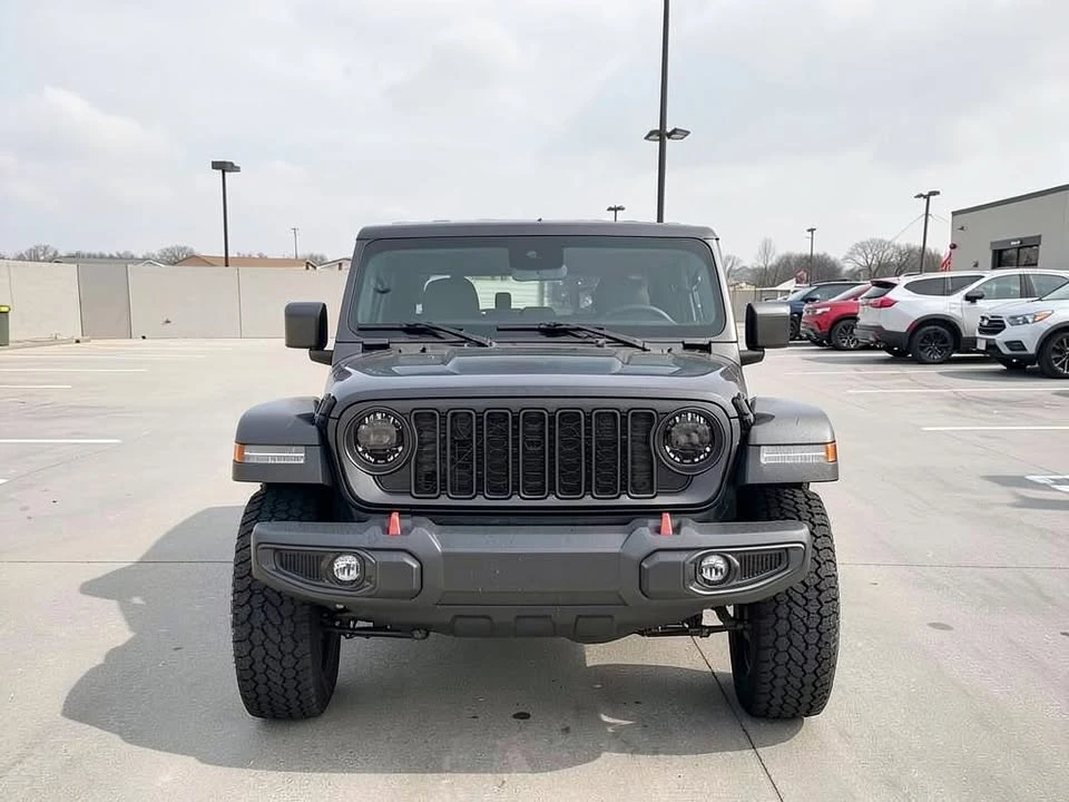 2025 Jeep JT Gladiator - Image 7 of 11