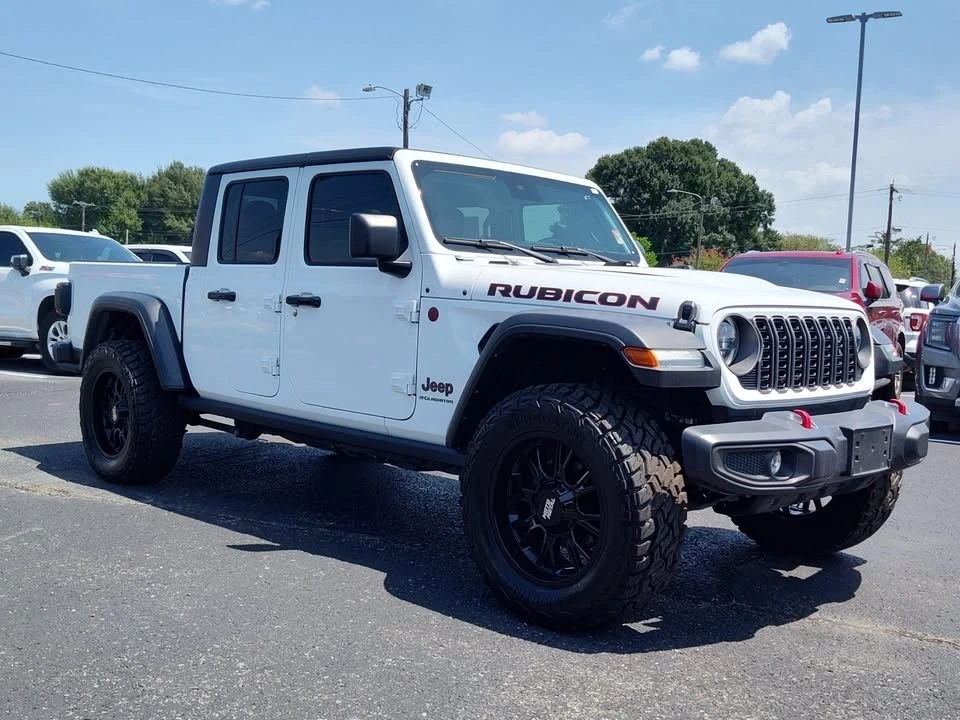 2025 Jeep JT Gladiator - Image 9 of 20
