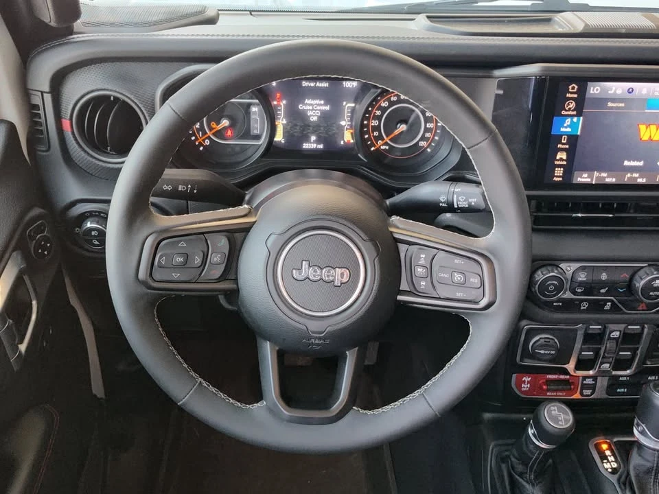 2025 Jeep JT Gladiator - Image 17 of 20