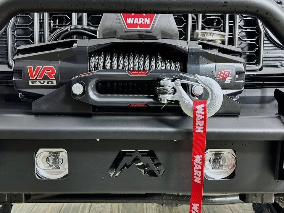 2025 Jeep JT Gladiator - Image 9 of 20