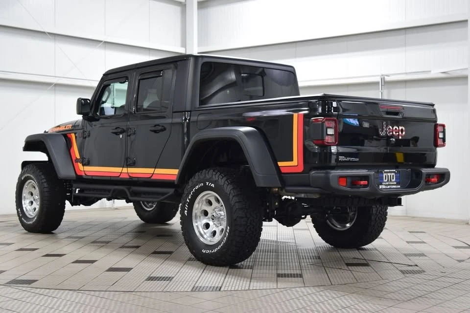 2025 Jeep JT Gladiator - Image 5 of 19
