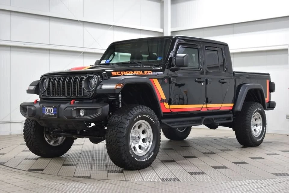 2025 Jeep JT Gladiator - Image 3 of 19
