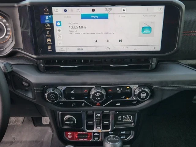 2025 Jeep JT Gladiator - Image 9 of 15