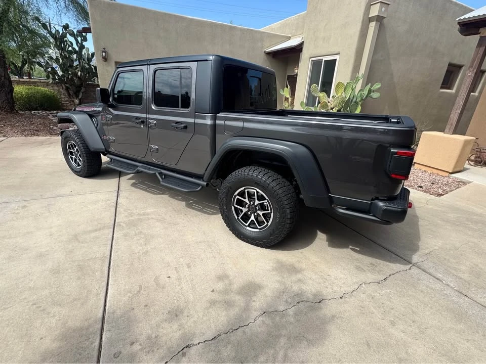 2025 Jeep JT Gladiator - Image 6 of 20