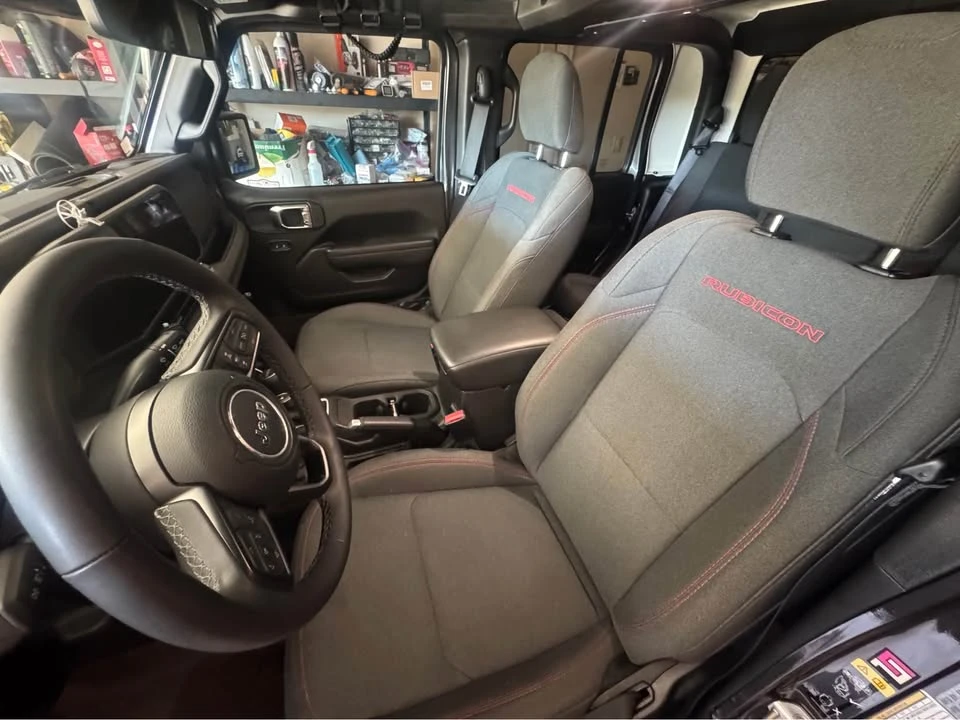 2025 Jeep JT Gladiator - Image 20 of 20