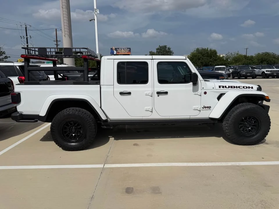 2025 Jeep JT Gladiator - Image 3 of 7