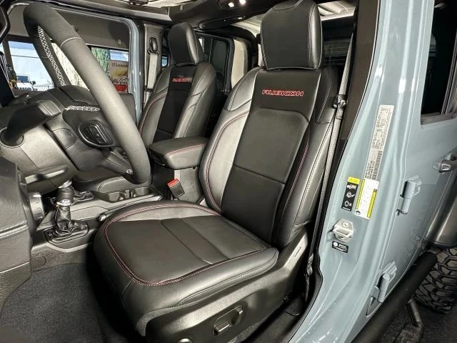 2025 Jeep JT Gladiator - Image 16 of 21