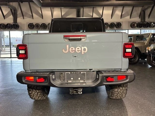 2025 Jeep JT Gladiator - Image 11 of 21