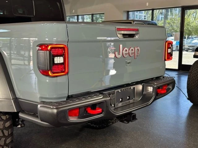 2025 Jeep JT Gladiator - Image 10 of 21