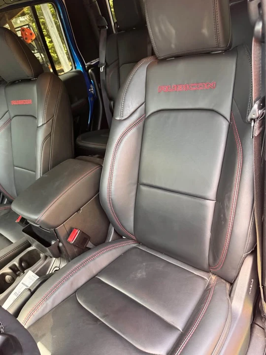 2025 Jeep JT Gladiator - Image 12 of 20