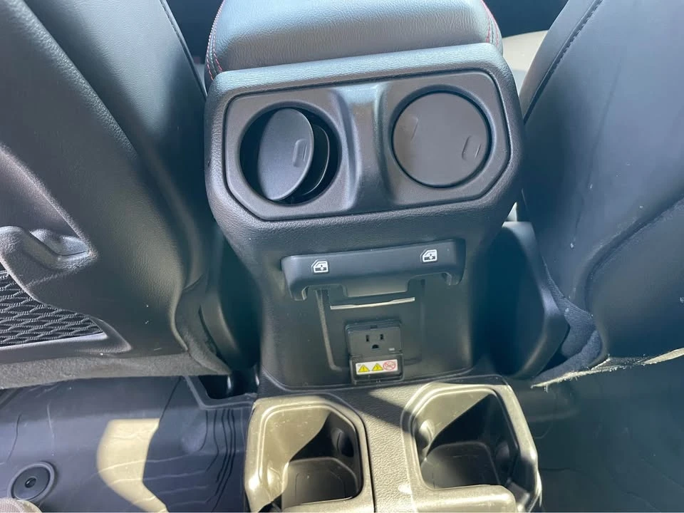 2025 Jeep JT Gladiator - Image 12 of 13
