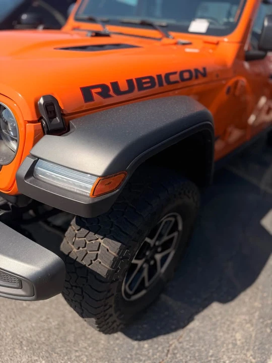 2025 Jeep JT Gladiator - Image 2 of 4