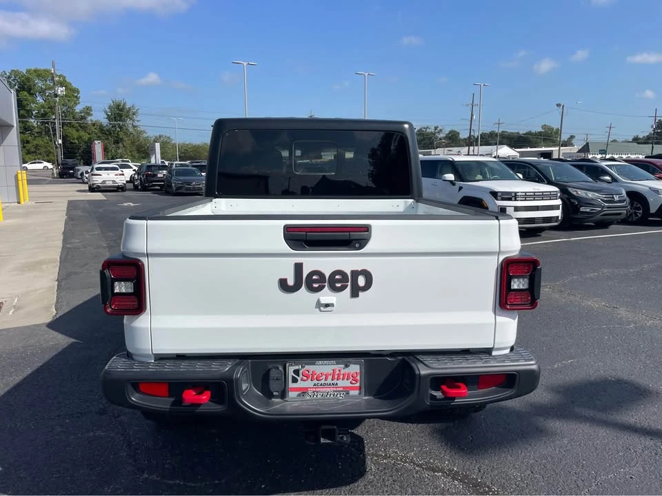 2025 Jeep JT Gladiator - Image 5 of 13