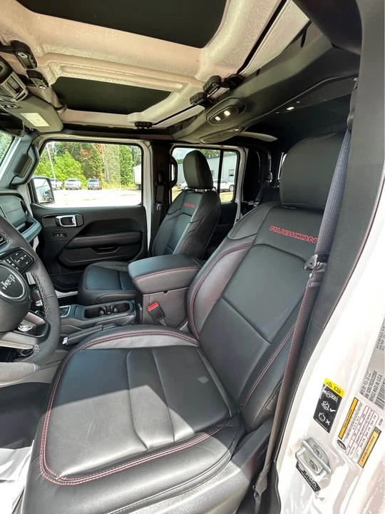 2025 Jeep JT Gladiator - Image 6 of 9