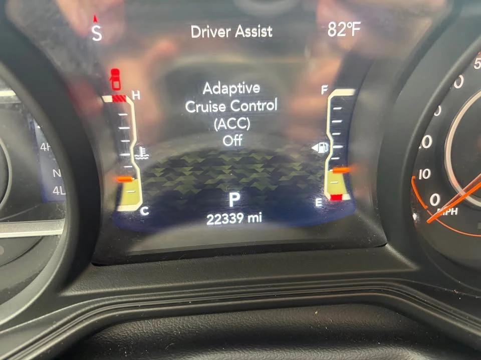 2025 Jeep JT Gladiator - Image 11 of 12