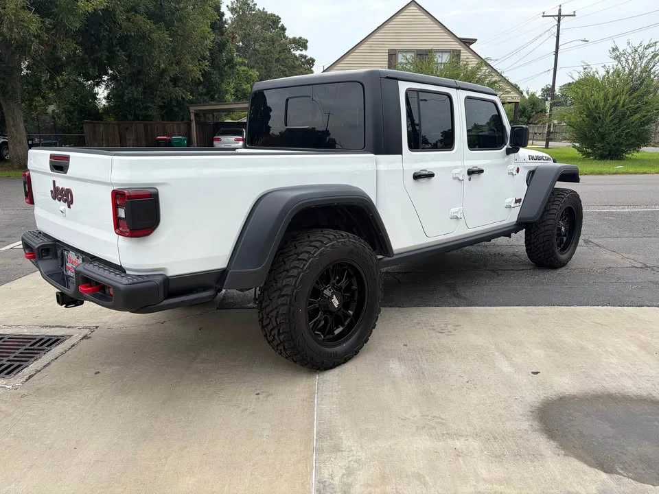 2025 Jeep JT Gladiator - Image 4 of 12