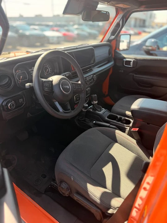 2025 Jeep JT Gladiator - Image 3 of 4