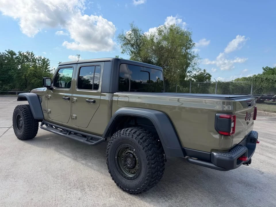 2025 Jeep JT Gladiator - Image 3 of 20