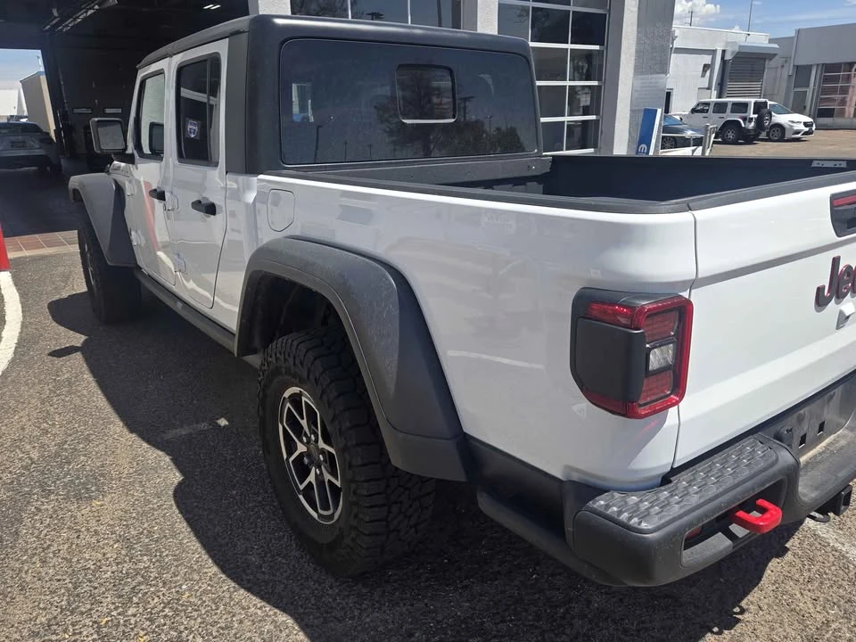 2025 Jeep JT Gladiator - Image 6 of 11