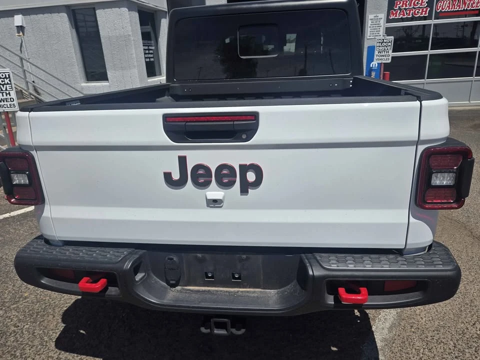 2025 Jeep JT Gladiator - Image 5 of 11